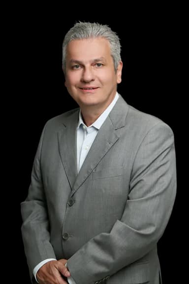 Professor Fernando Sarian